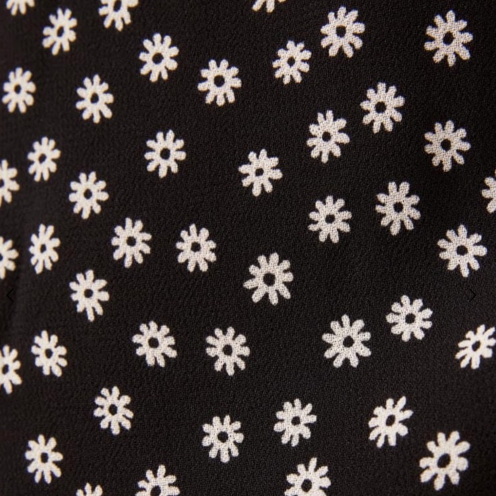 *SOLD* Reformation Dawn wrap mini dress L - Picture 6 of 6